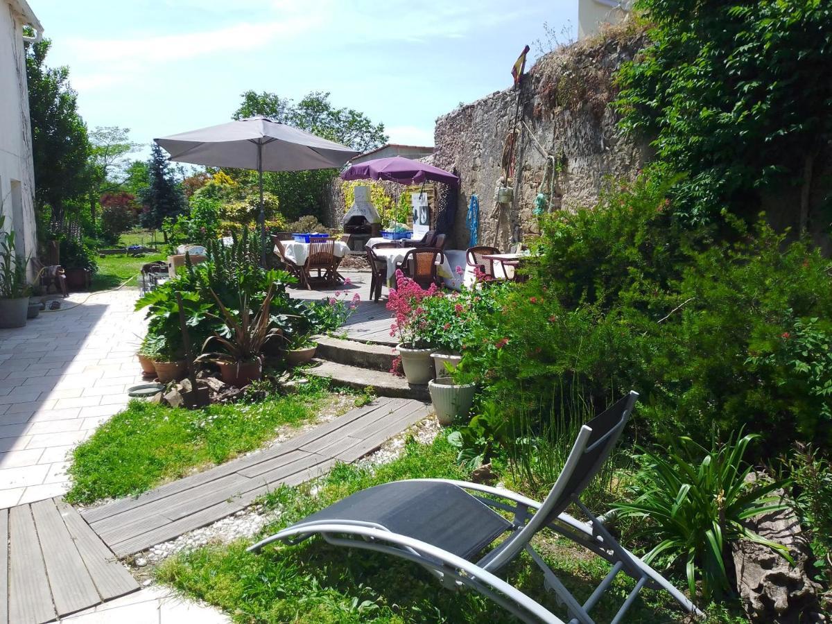 Guest House Groupe Et Famille Saint-Paimboeuf Exterior foto